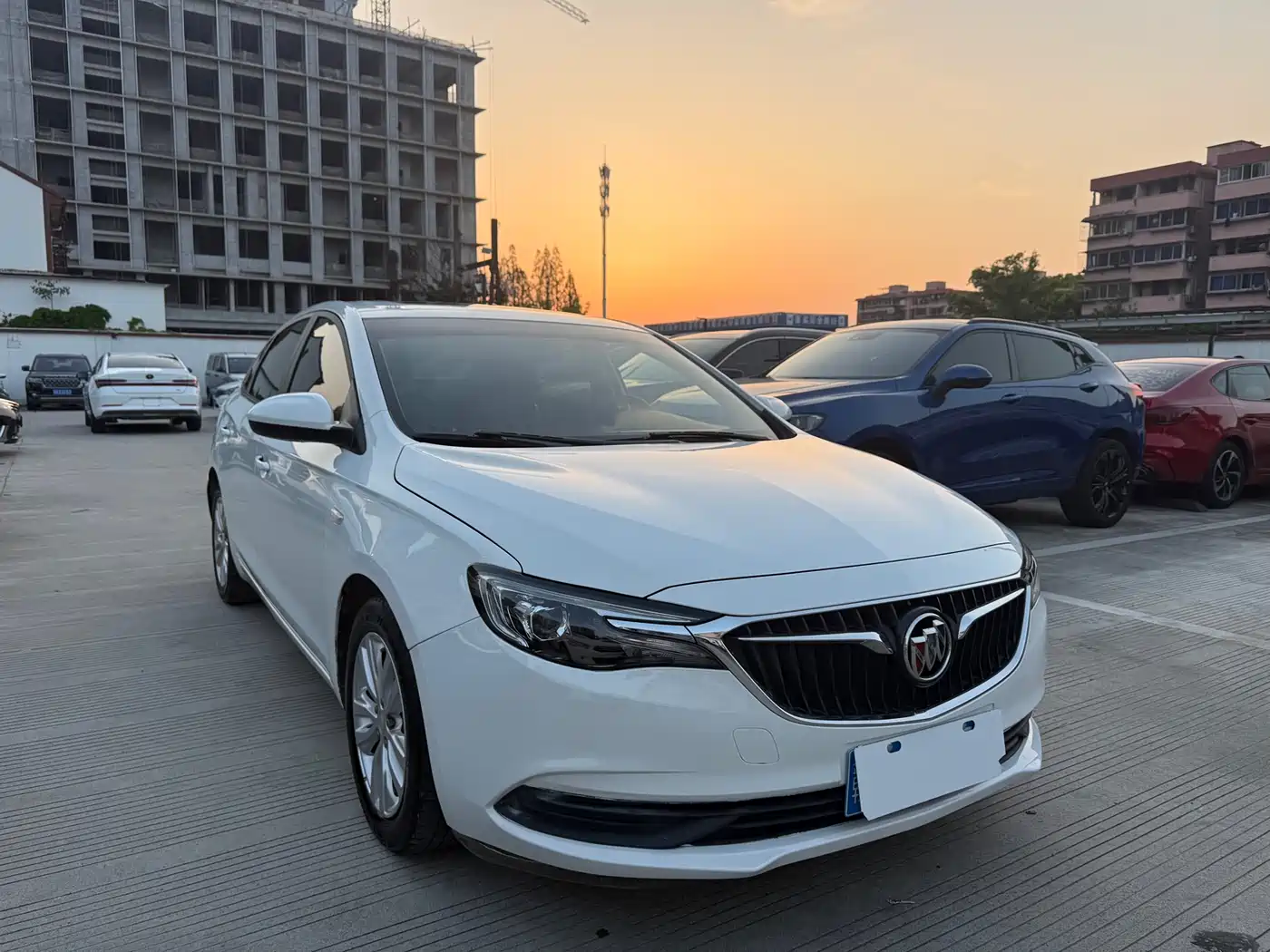 Buick Excelle 2021 Exemplar 1.5L Auto Progressive фото 2