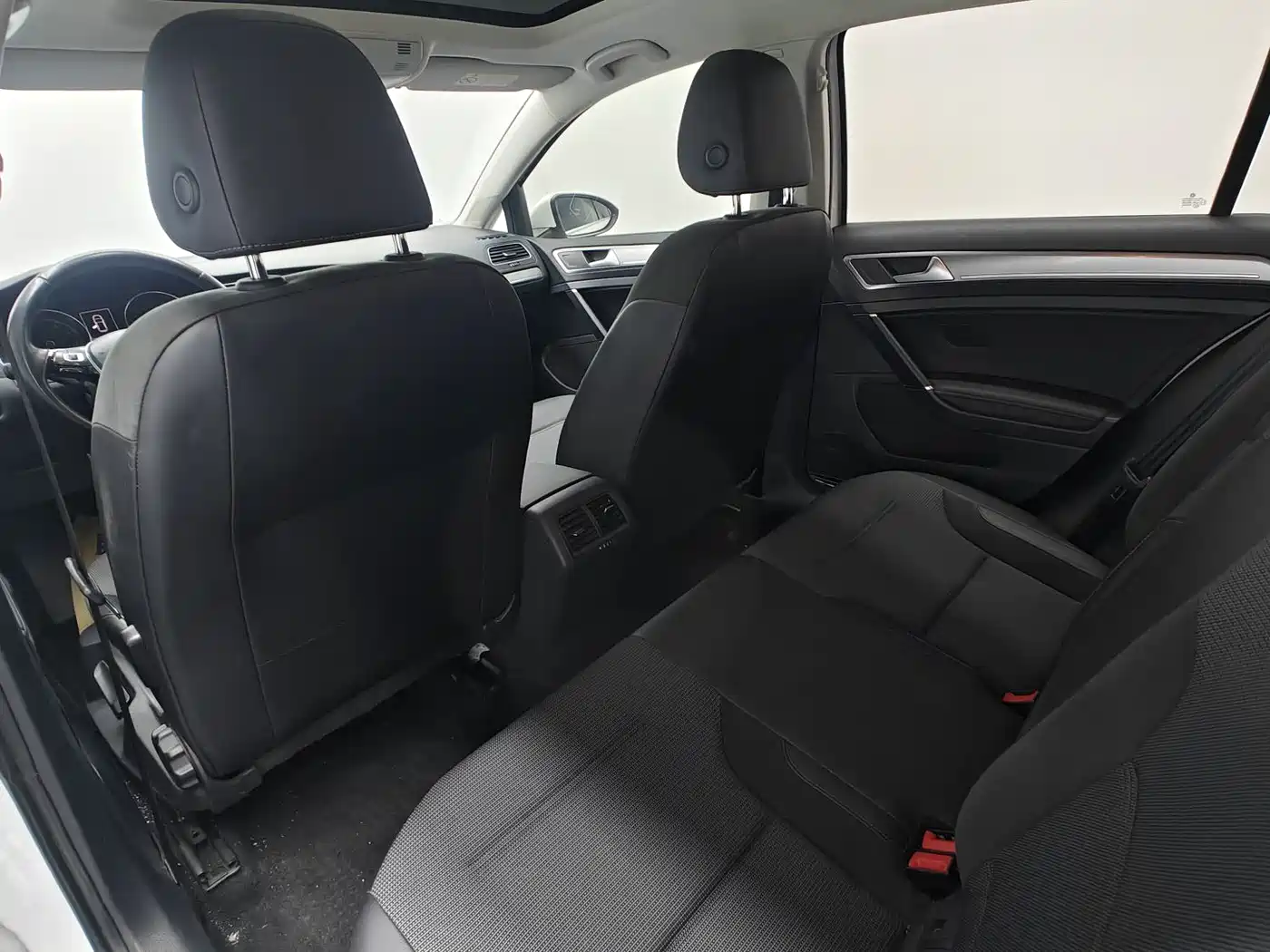 Volkswagen Golf 2018 230TSI Automatic Comfort фото 9