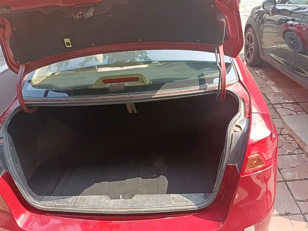 Buick Excelle 2013 1.5L Automatic Classic фото 19
