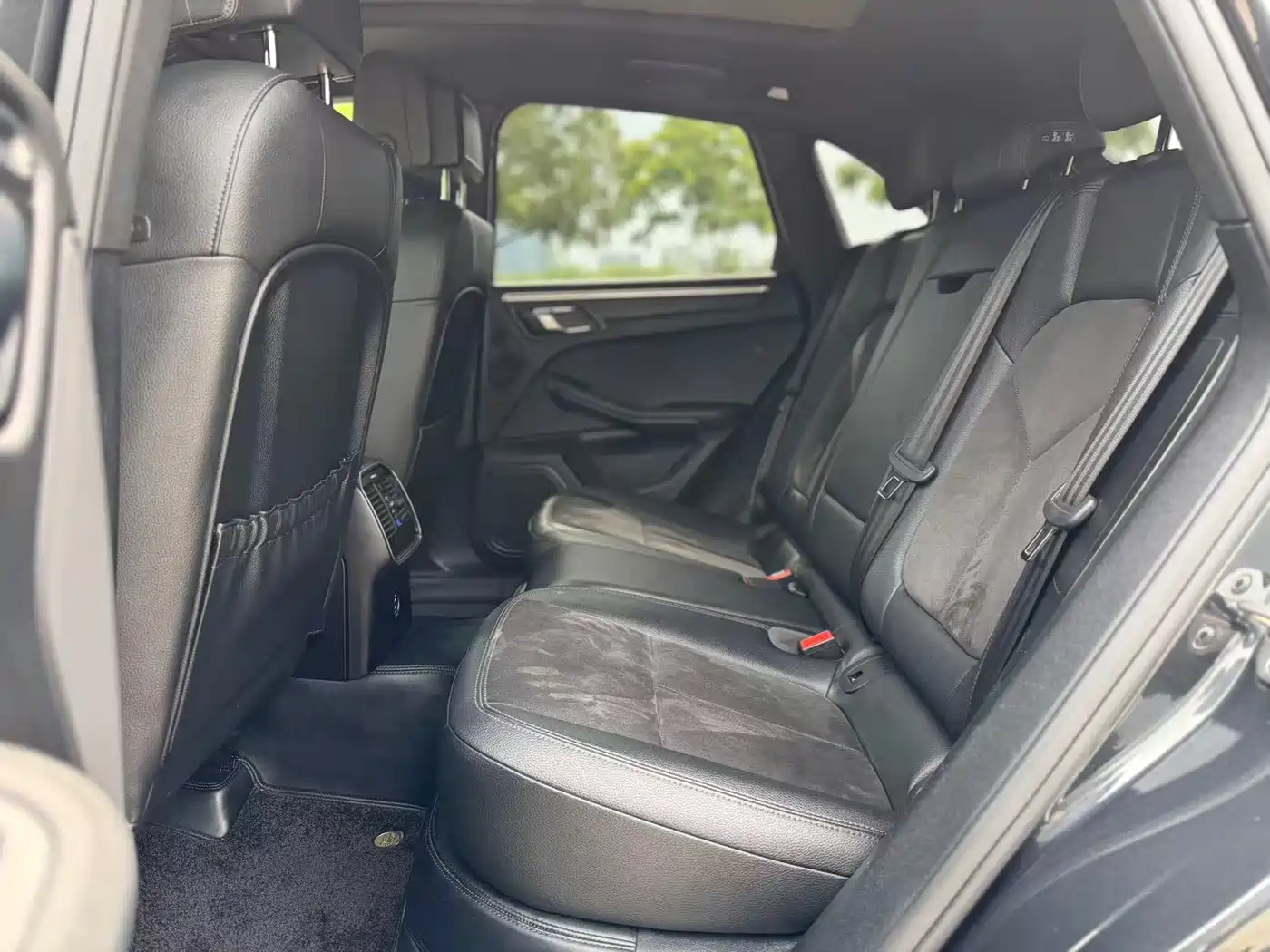 Porsche Macan 2018 Macan 2.0T фото 6