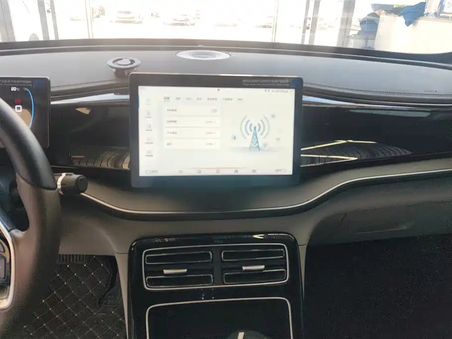 BYD Qin PLUS 2024 Glory Edition EV 420KM Leading фото 13