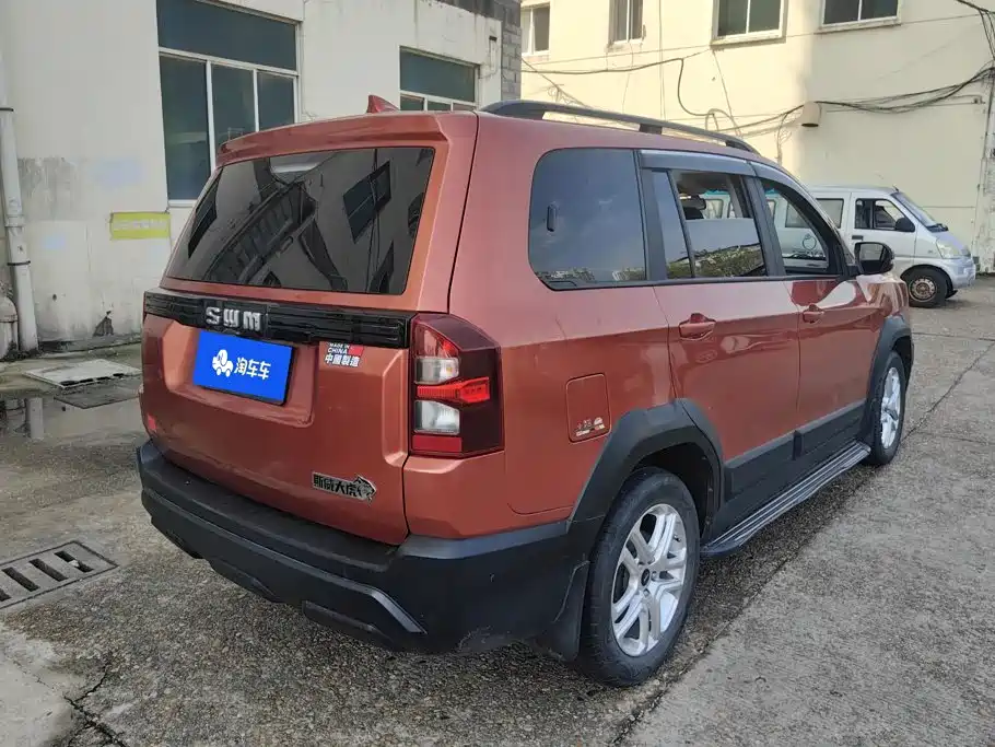 SWM Motor SWM Great Tiger 2024 2022 1.5L Manual Luxury 7-seater