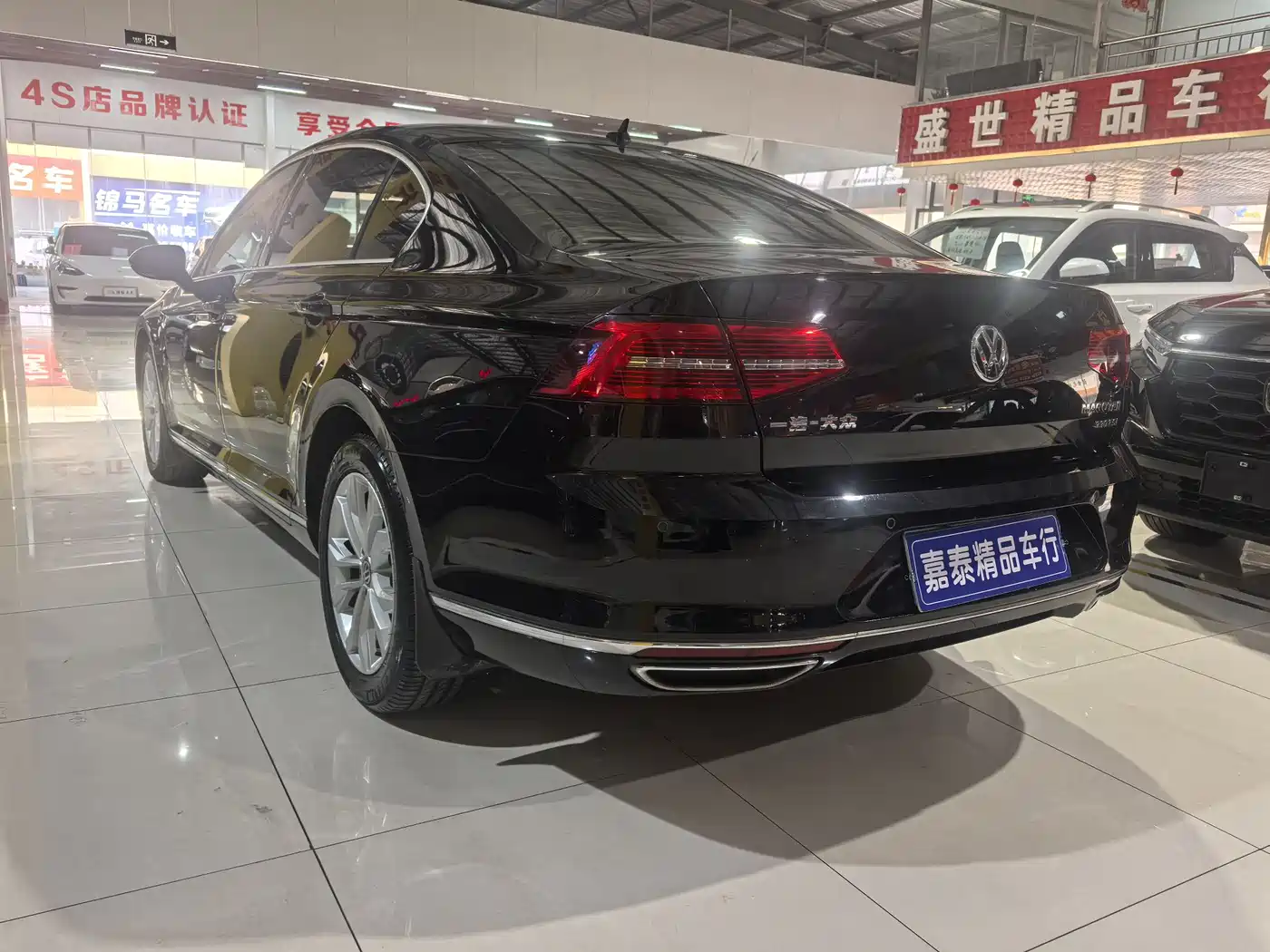 Volkswagen Magotan 2019 330TSI DSG Luxury Class China VI фото 6