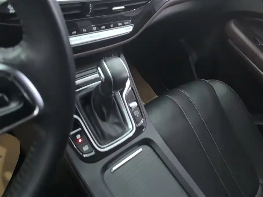 GAC Trumpchi Trumpchi M6 2021 PRO 270T DCT Luxury Edition фото 16