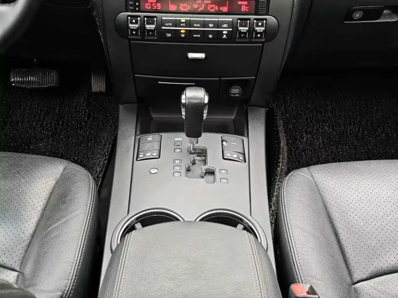 Kia Borego 2013 3.8L Luxury Edition China V фото 27
