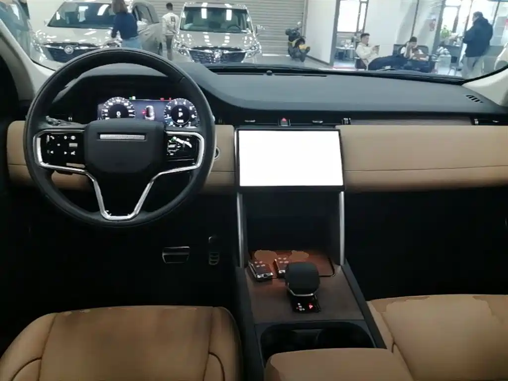 Land Rover Discovery Sport 2024 Performance Technology Edition фото 6