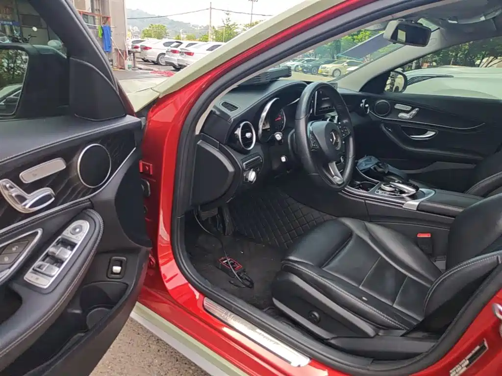 Mercedes-Benz C-Class 2018 C 200 L Sport Edition фото 16