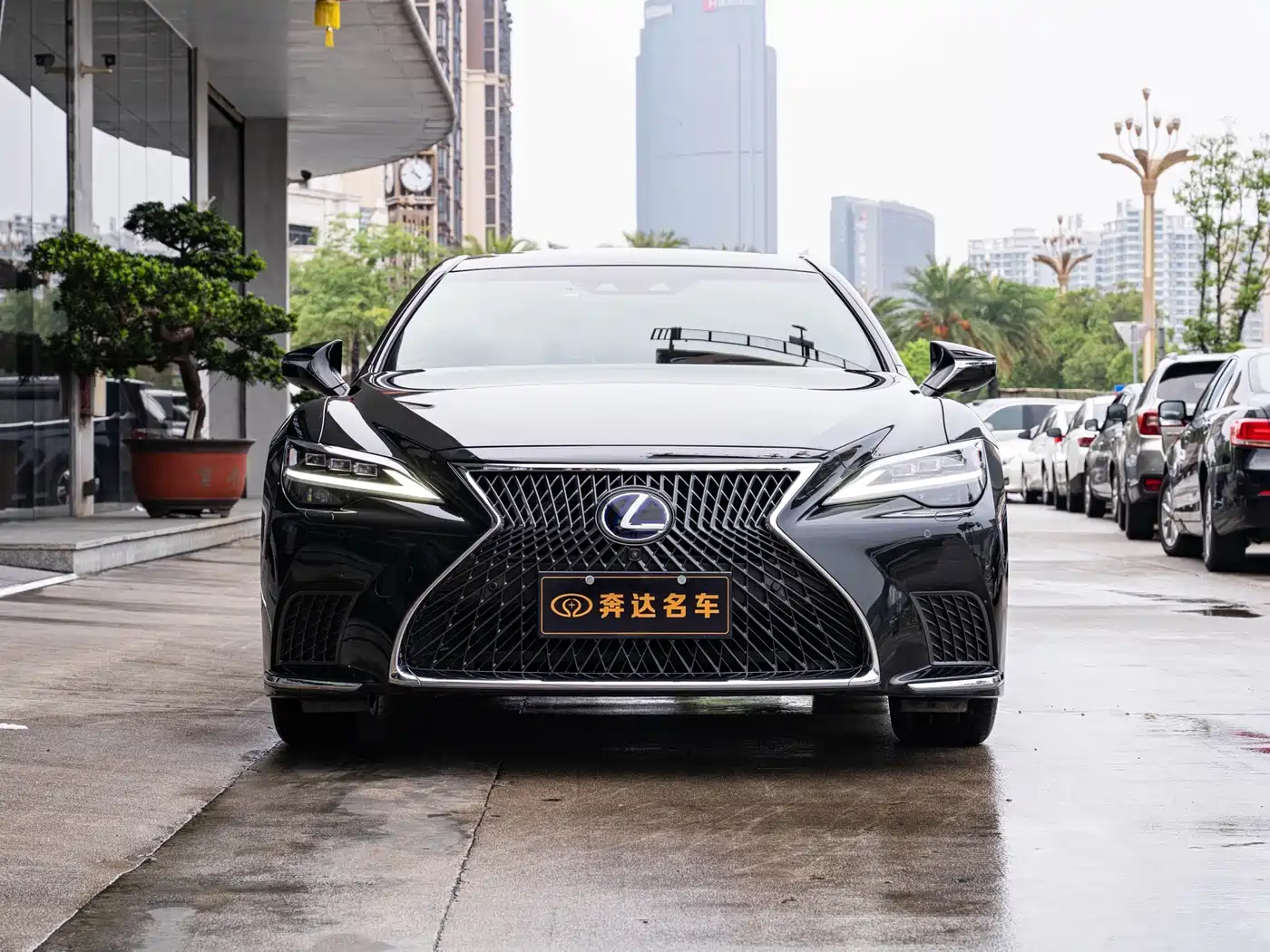 Lexus LS 2022 2021 500h Executive Edition