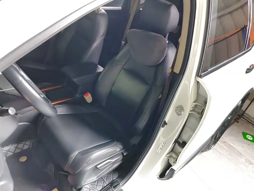 Photo 15 - Honda CR-V