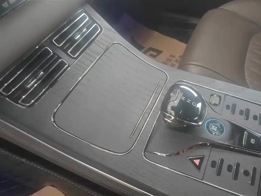 BYD Han 2023 DM-i Champion Edition 121KM Premium фото 16