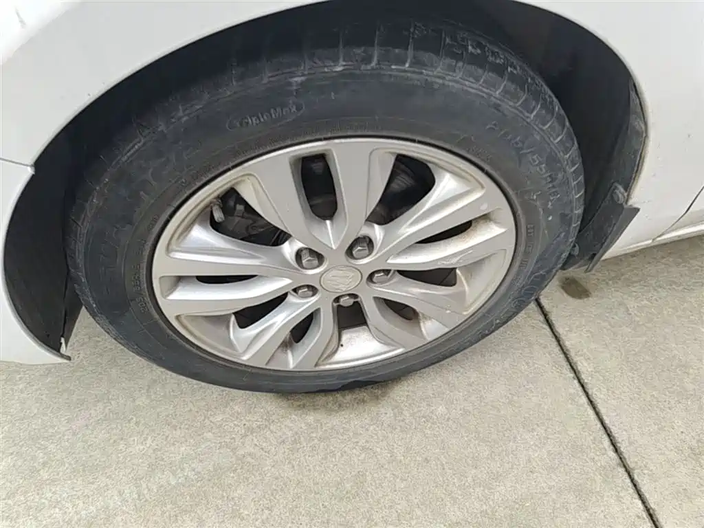Buick Excelle 2019 15T DCT Connected Elite Type China VI фото 23