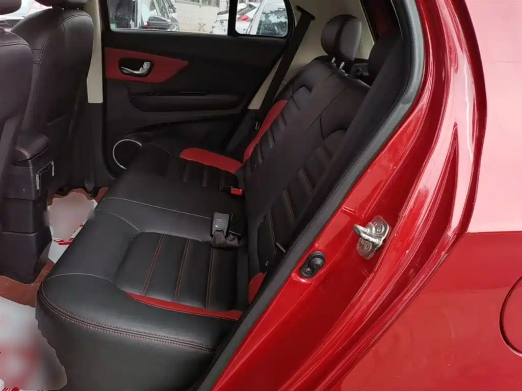 Haval H1 2016 Blue Label 1.5L AMT Luxury фото 17