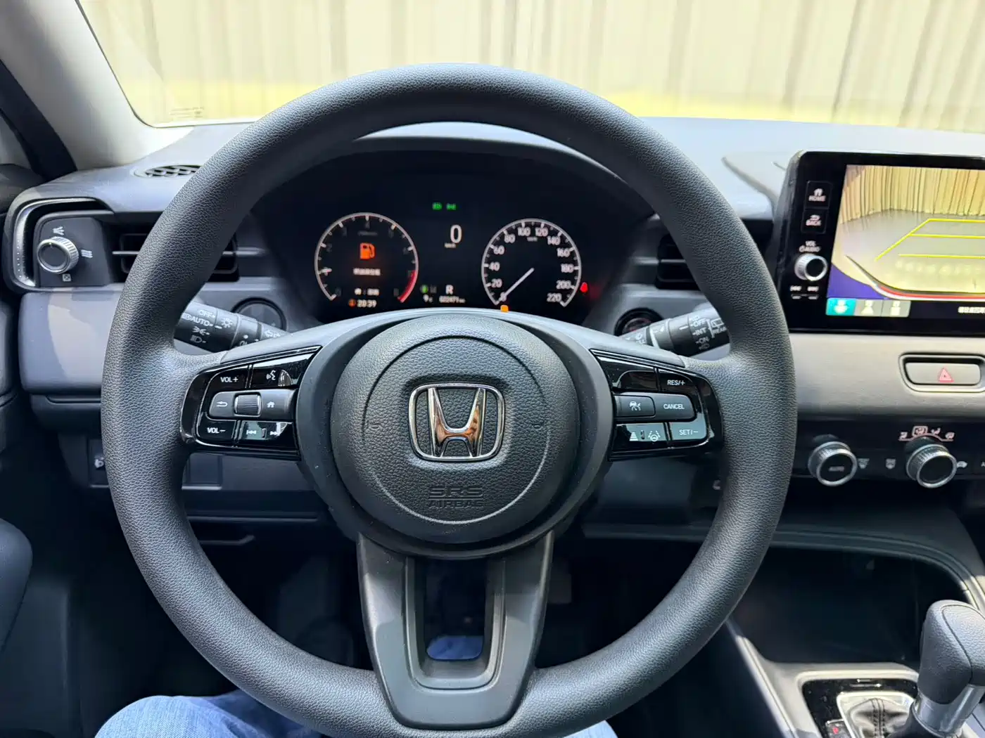 Photo 13 - Honda Vezel