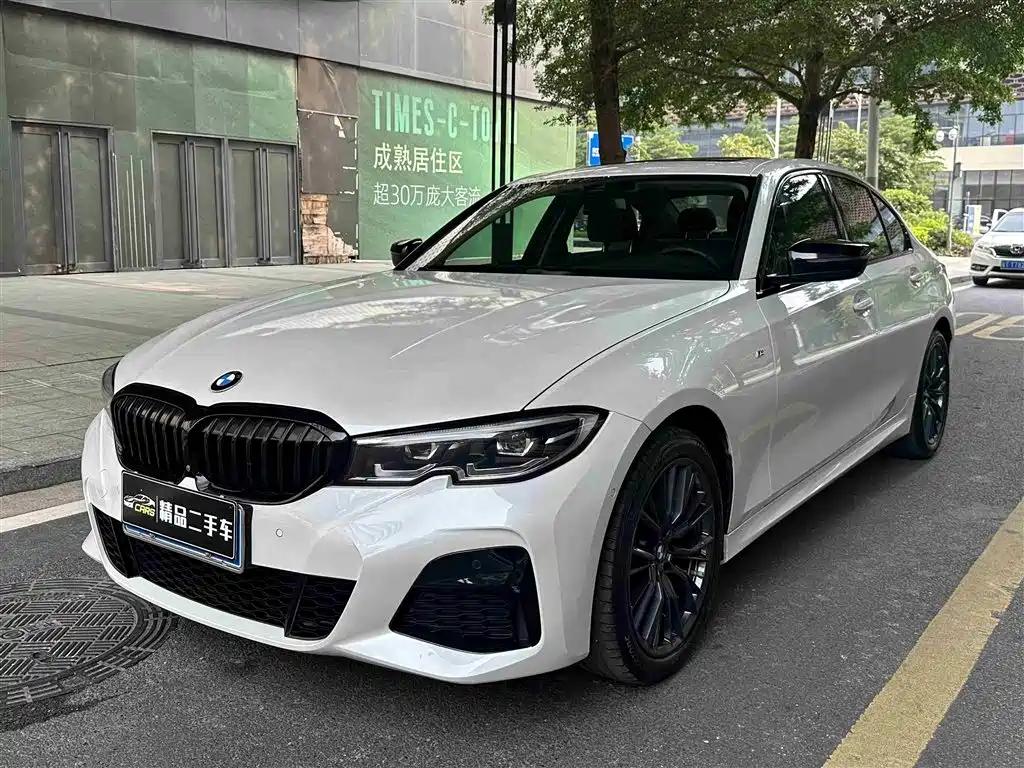 BMW 3 Series 2020 325i M Sport Black Night Package