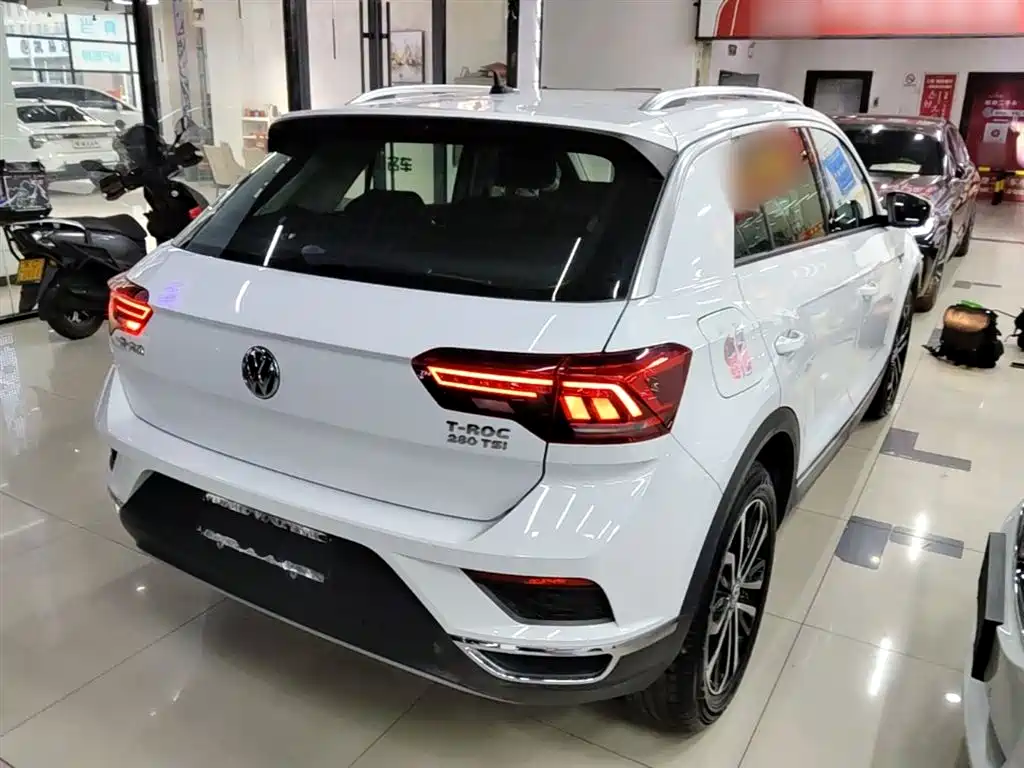 Volkswagen T-ROC 2019 280TSI DSG 2WD Comfort Version China VI фото 7