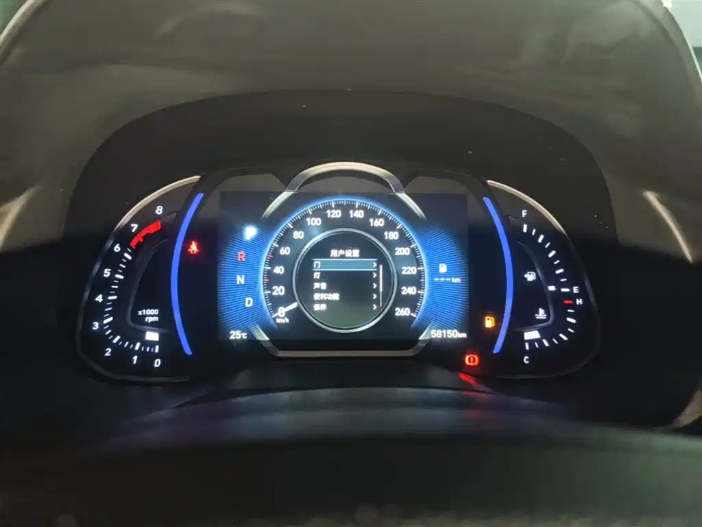 Hyundai Elantra 2020 1.4T DCT Dynamic·Vitality фото 12