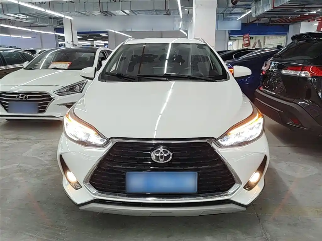 Toyota YARiS L Zhi Xuan 2022 Zhi Xuan X 1.5L CVT Luxury PLUS Edition фото 3