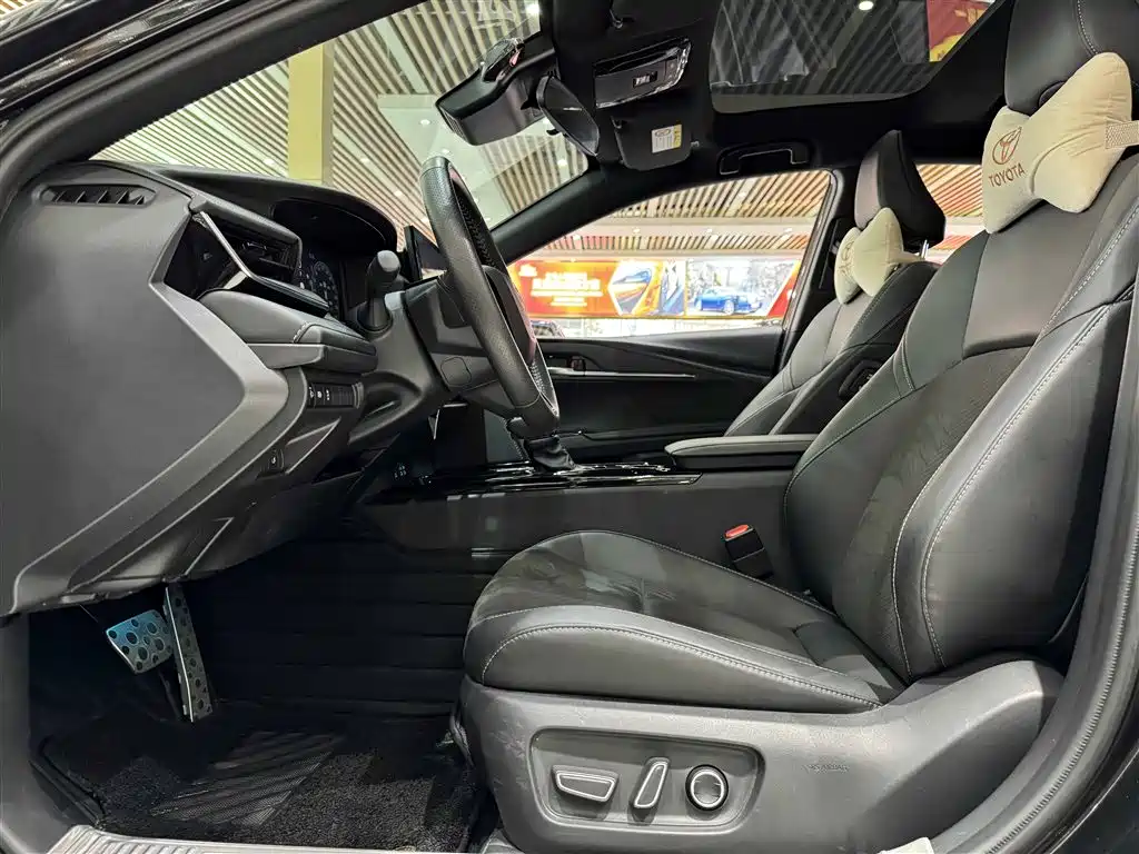 Toyota Camry 2024 Model Dual Hybrid 2.0HXS Sport Plus Edition фото 6