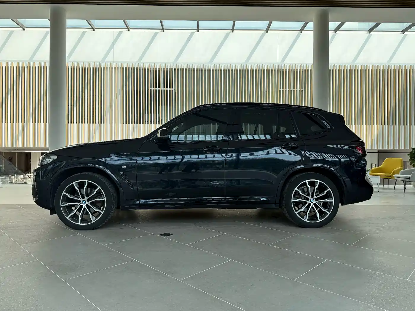 BMW X3 2022 Facelift xDrive30i Leading M Shadow Edition фото 5
