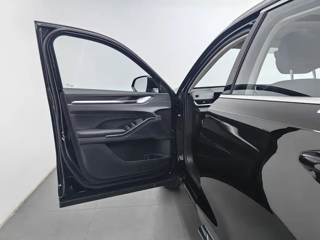 Фото 8 - Haval H6