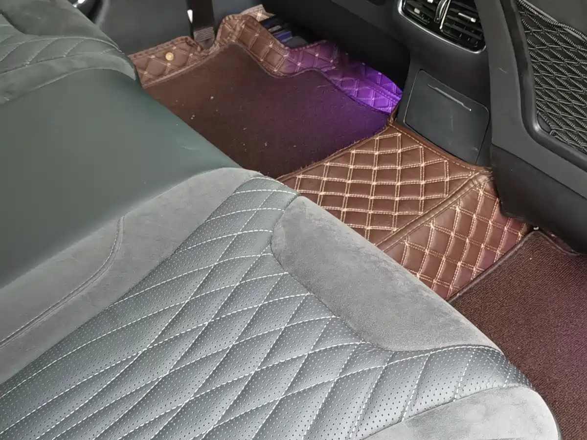 Hongqi HS5 2022 2.0T Smart Connect Flagship AWD Edition фото 5