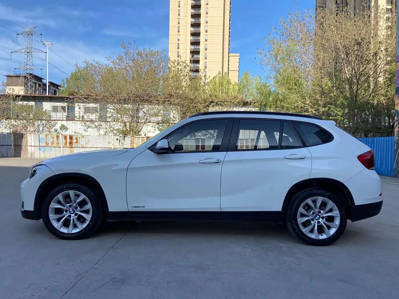 BMW X1 2013 sDrive18i Fashion фото 2