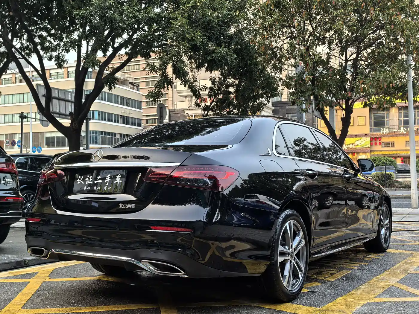 Mercedes-Benz E-Class 2021 E 300 L Fashion фото 6