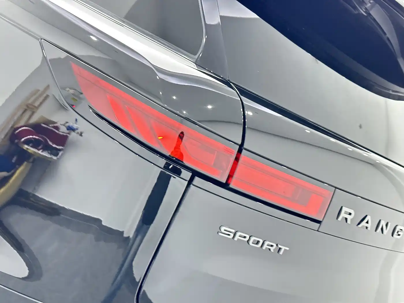 Land Rover Range Rover Sport 2023 360PS S фото 17