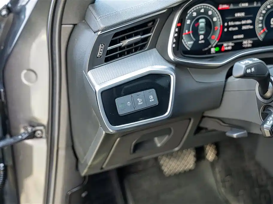Audi A6L 2022 45 TFSI Premium Dynamic фото 18