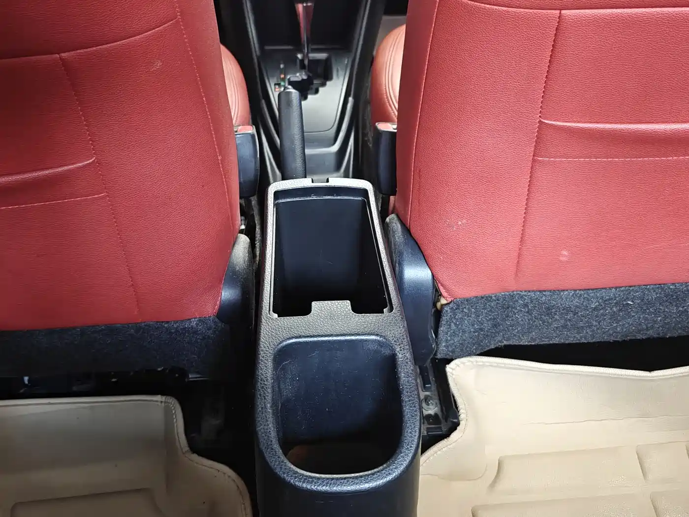 Toyota YARiS L Zhi Xiang 2017 1.5E CVT Charming Edition фото 13