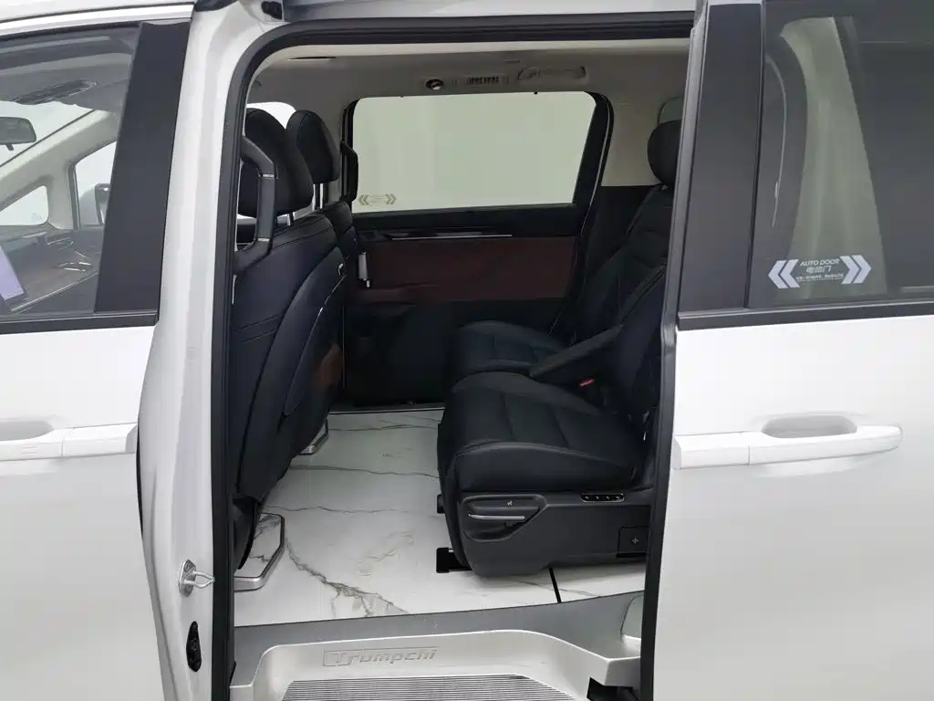 GAC Trumpchi Trumpchi E8 NEV 2025 2024 Model 150km MAX+