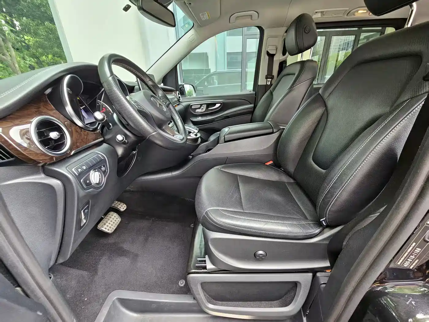 Mercedes-Benz V-Class 2018 V 260 Premium Edition China VI фото 11