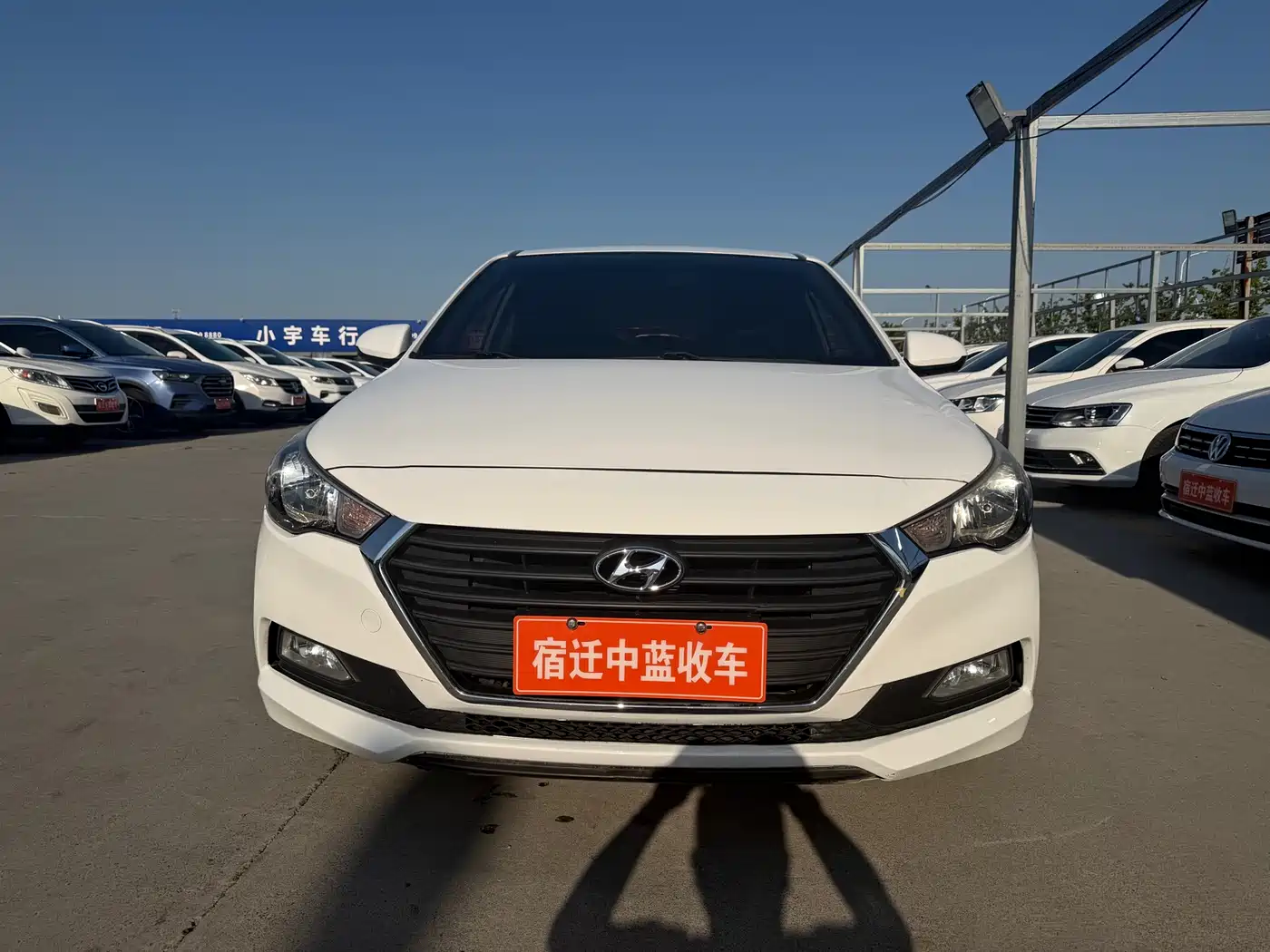 Hyundai Verna 2016 1.4L Automatic Cool Edition GLS фото 2