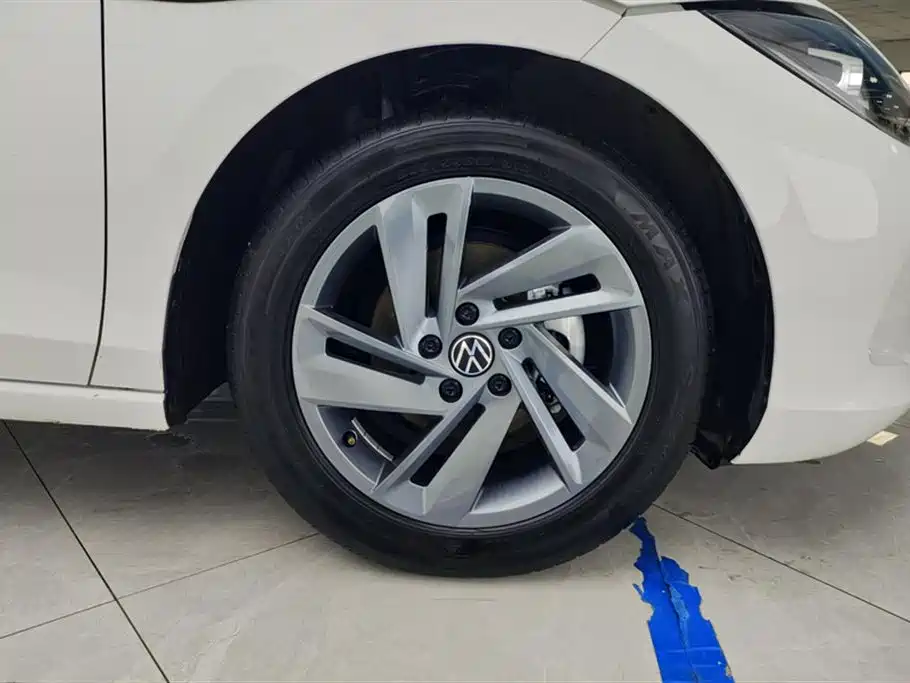 Volkswagen Lamando 2024 Lamando L 280TSI DSG Stylish Edition фото 6
