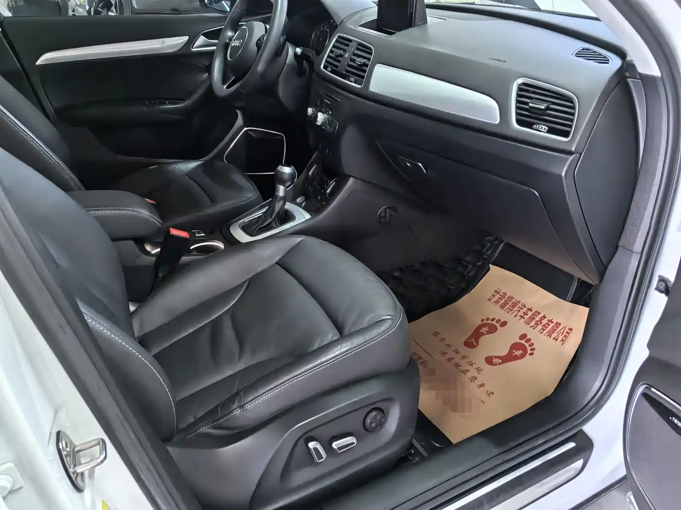 Audi Q3 2018 30th Anniversary Edition 30 TFSI Style фото 8
