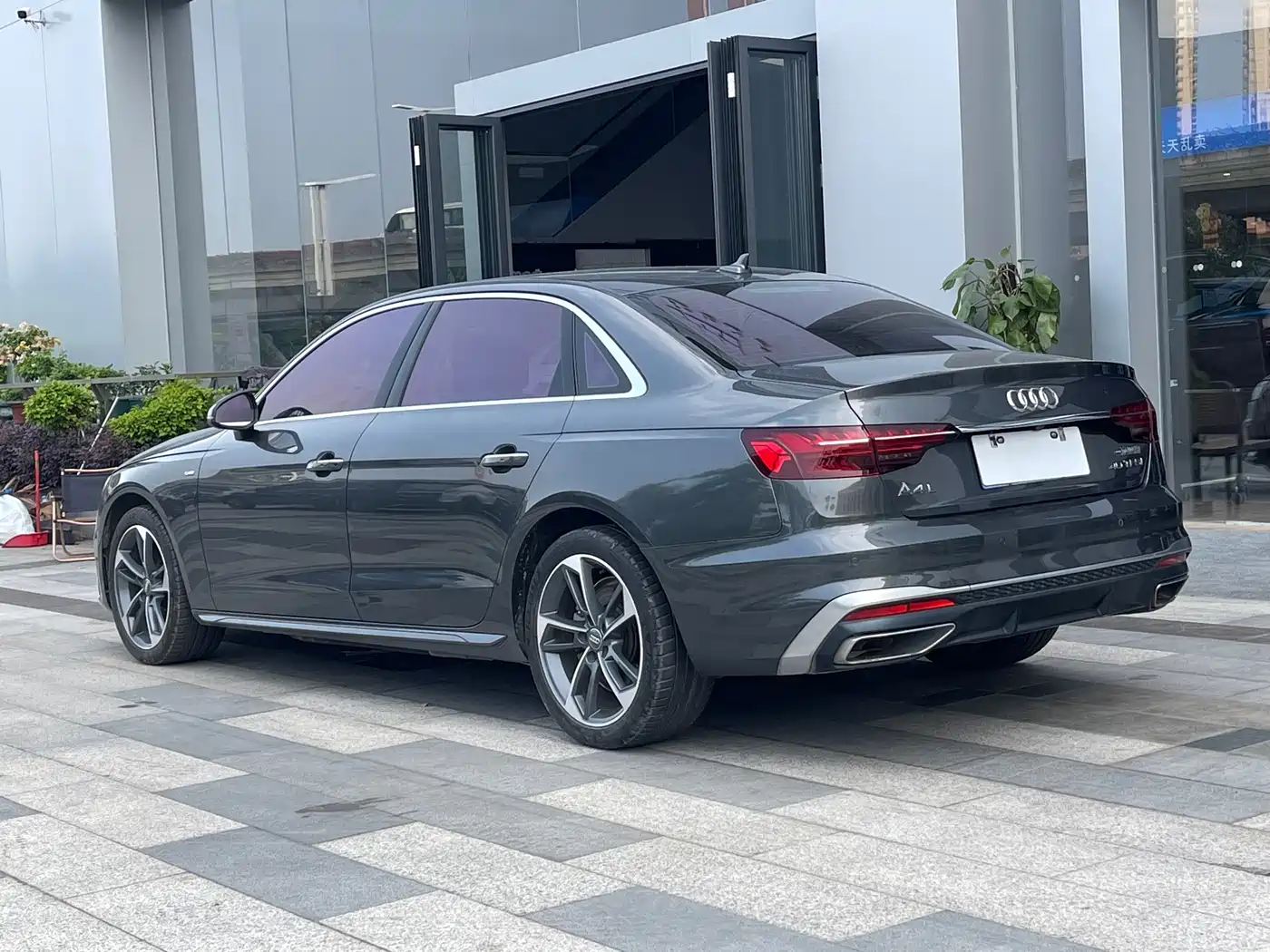 Audi A4L 2020 40 TFSI Fashion Dynamic Edition фото 23