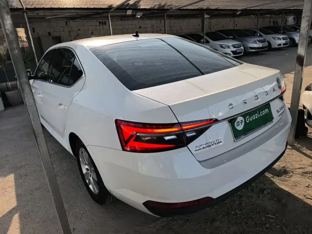SKODA SPEED PIE