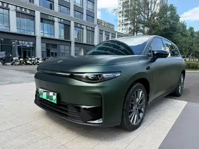 Leapmotor C10