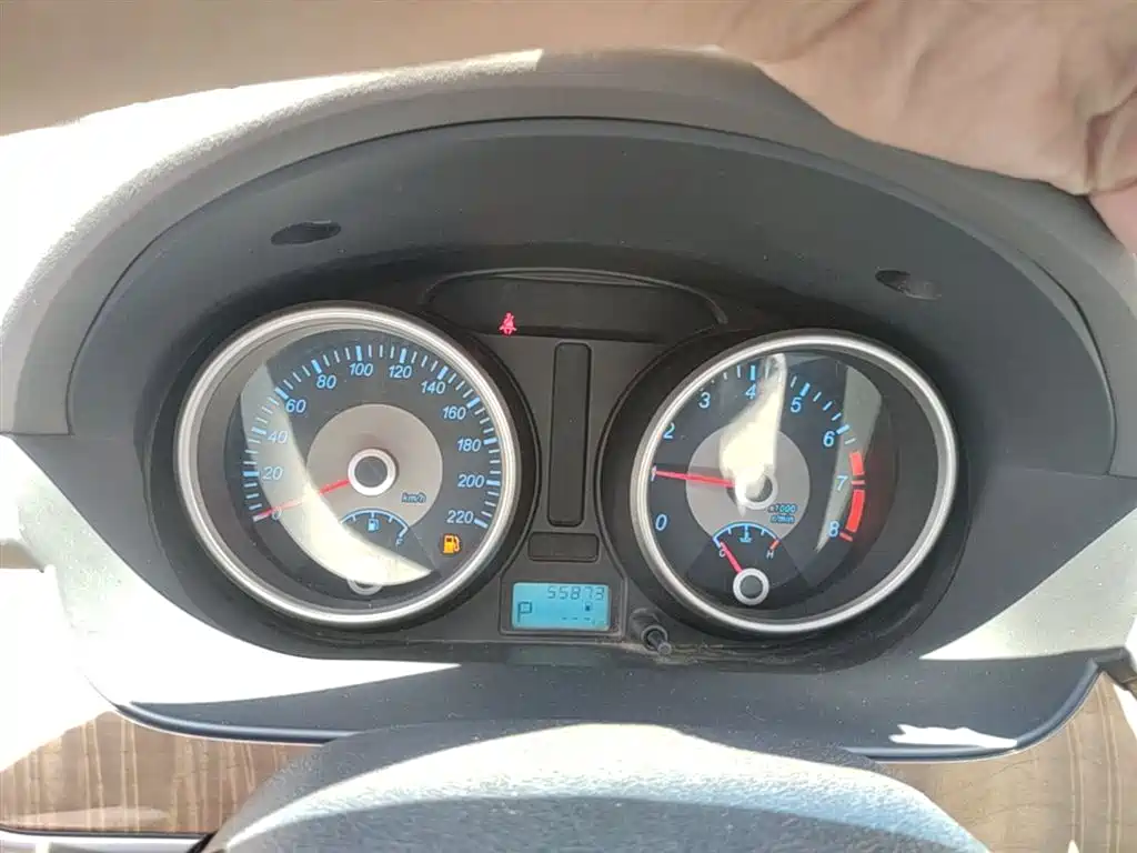 Buick Excelle 2015 1.5L Automatic Classic фото 12