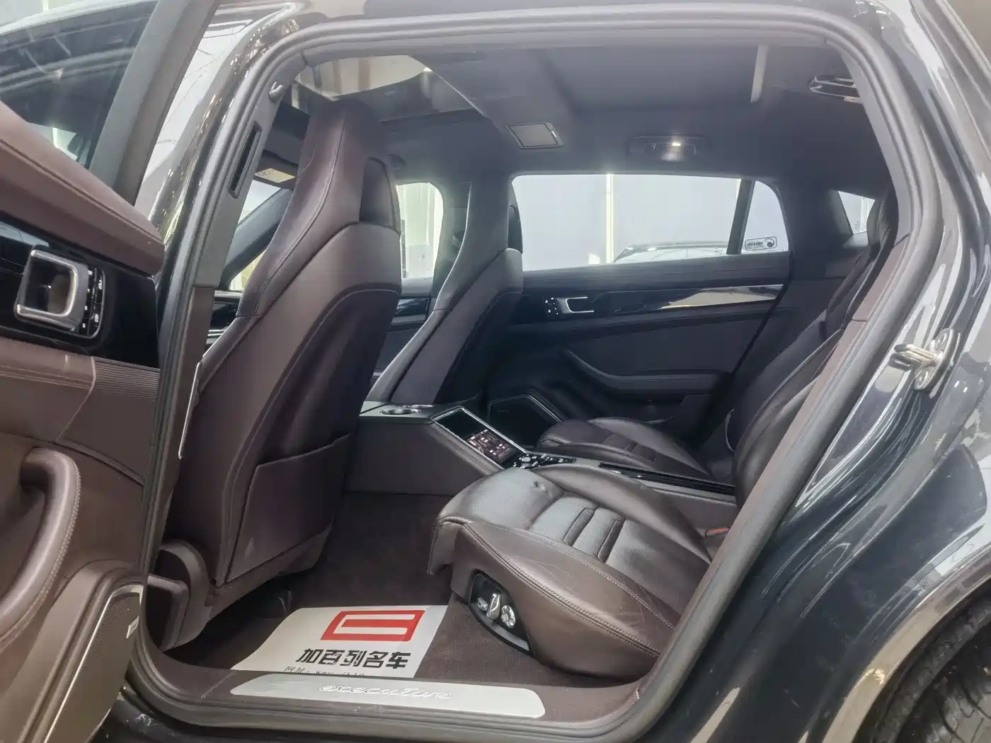 Porsche Panamera 2021 Panamera 4 Executive Long Wheelbase 2.9T фото 13