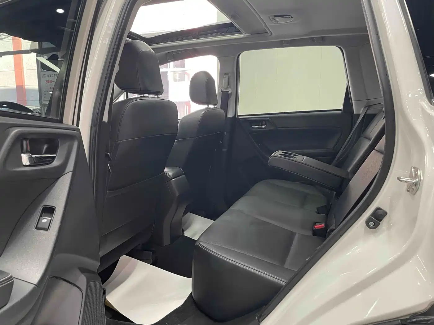 SUBARU FORESTER