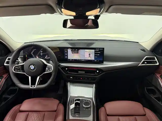 BMW 3 Series 2025 330Li M Sport Night Edition фото 8