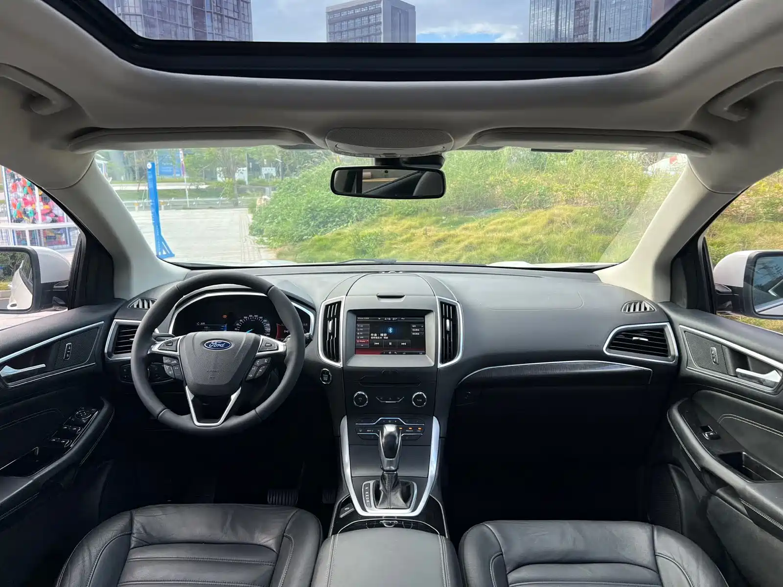 Фото 6 - Ford Edge