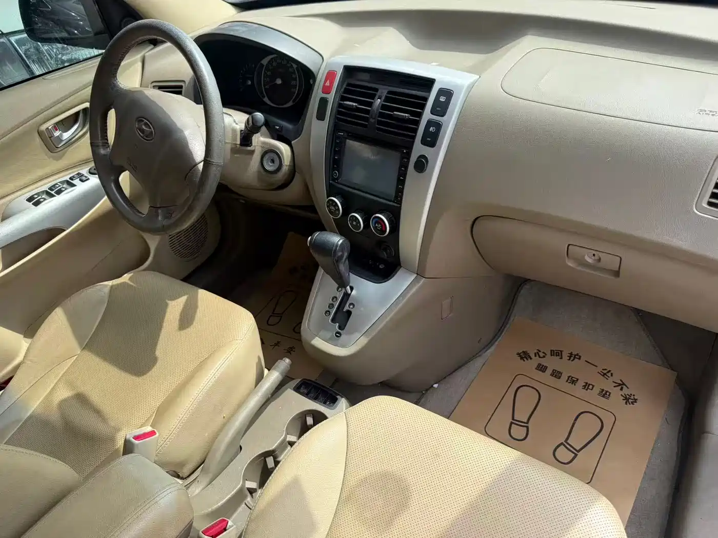 Hyundai Tucson 2009 2.0L Automatic 2WD Sunroof фото 10