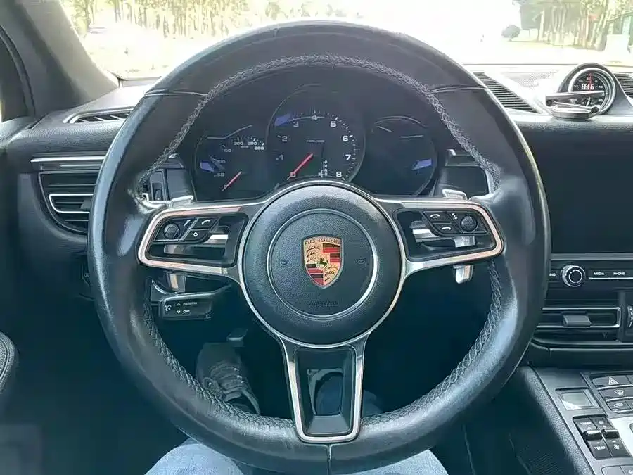 Porsche Macan 2018 Macan 2.0T фото 7