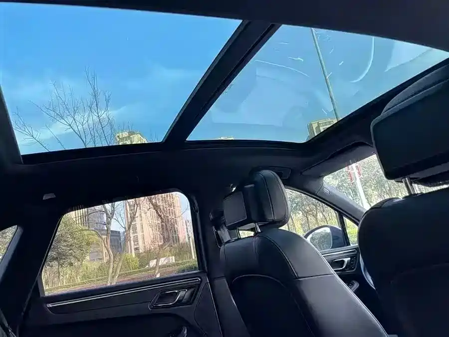 Porsche Macan 2018 Macan 2.0T фото 19