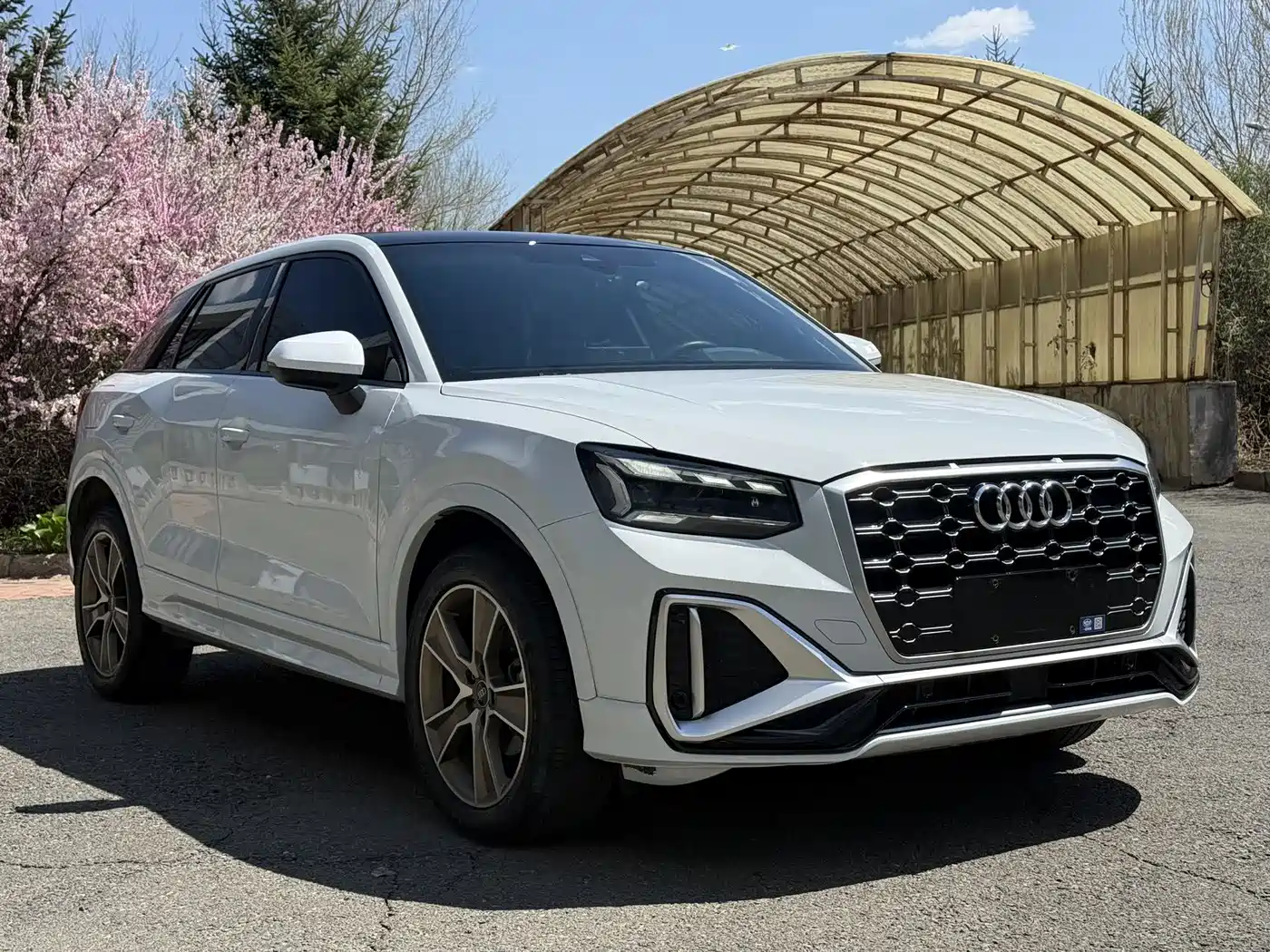 Audi Q2L 2022 35 TFSI Fashion Dynamic фото 3