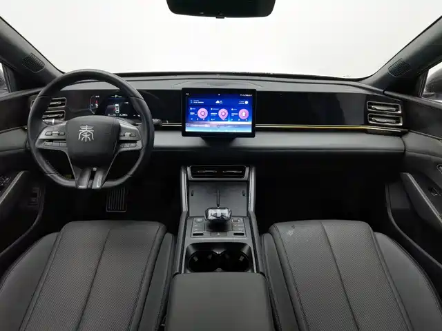 BYD Qin L 2024 DM-i 80KM Leading Edition — фото 5