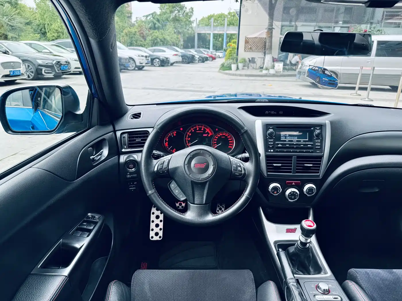 Subaru Impreza 2011 2.5T WRX STi Sedan фото 18