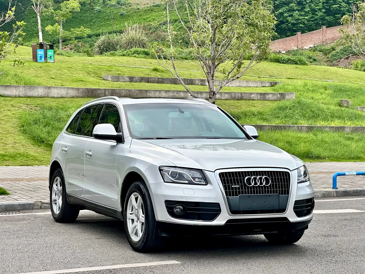 Audi Q5 2012 2.0TFSI Comfort фото 3